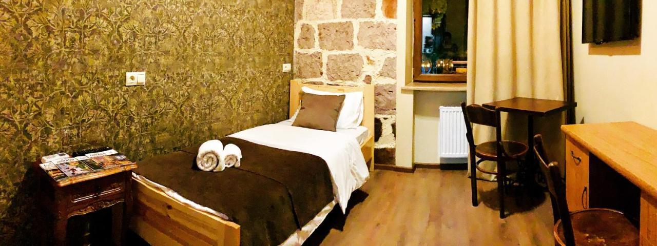 Studio Boutique Hotel At Cascade Jerevan Exteriör bild