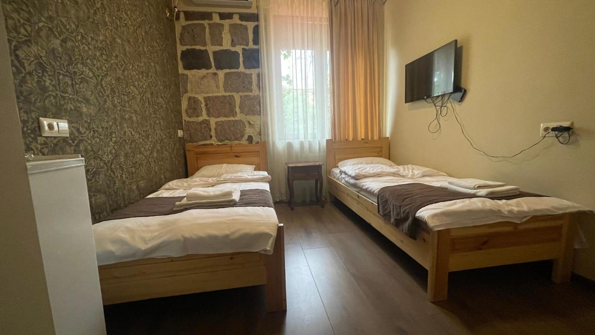 Studio Boutique Hotel At Cascade Jerevan Exteriör bild