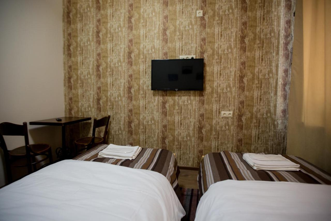 Studio Boutique Hotel At Cascade Jerevan Exteriör bild