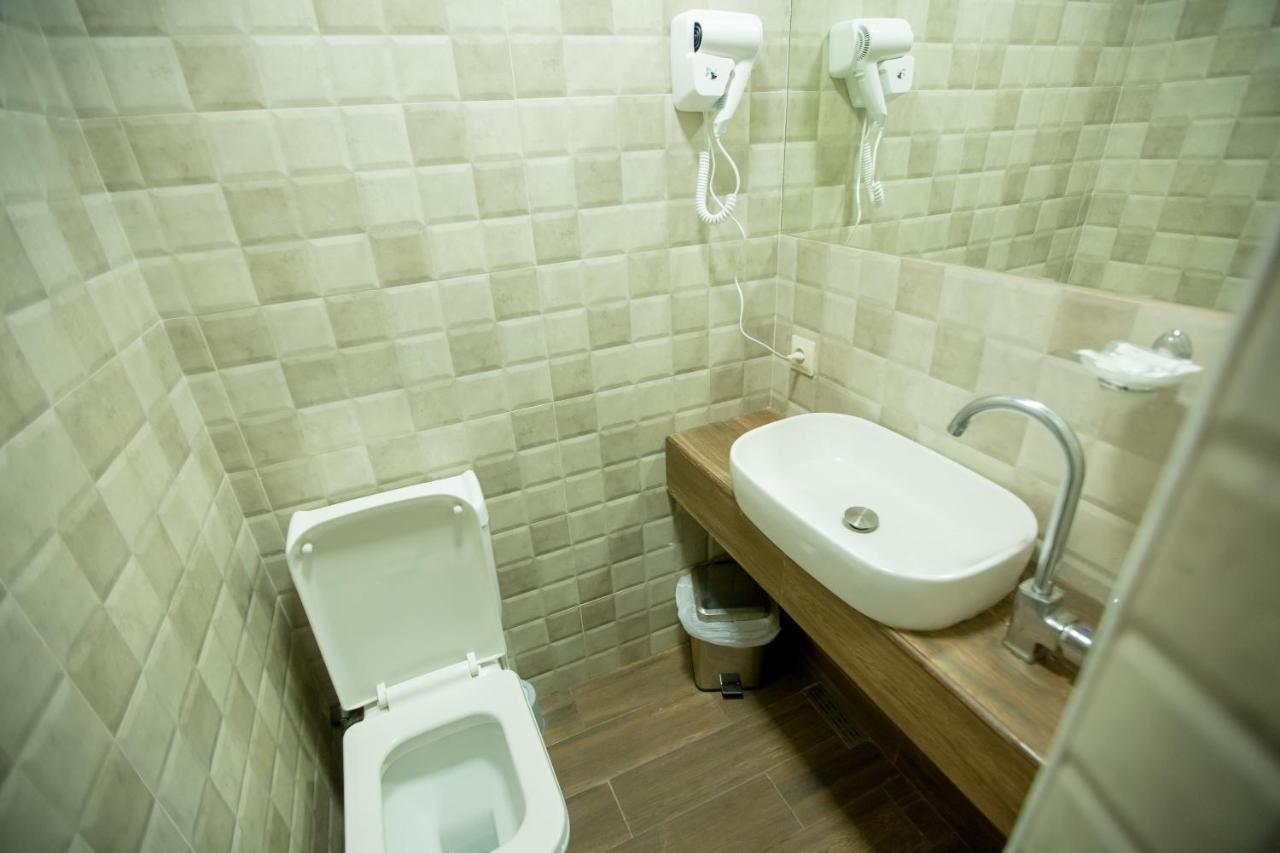 Studio Boutique Hotel At Cascade Jerevan Exteriör bild