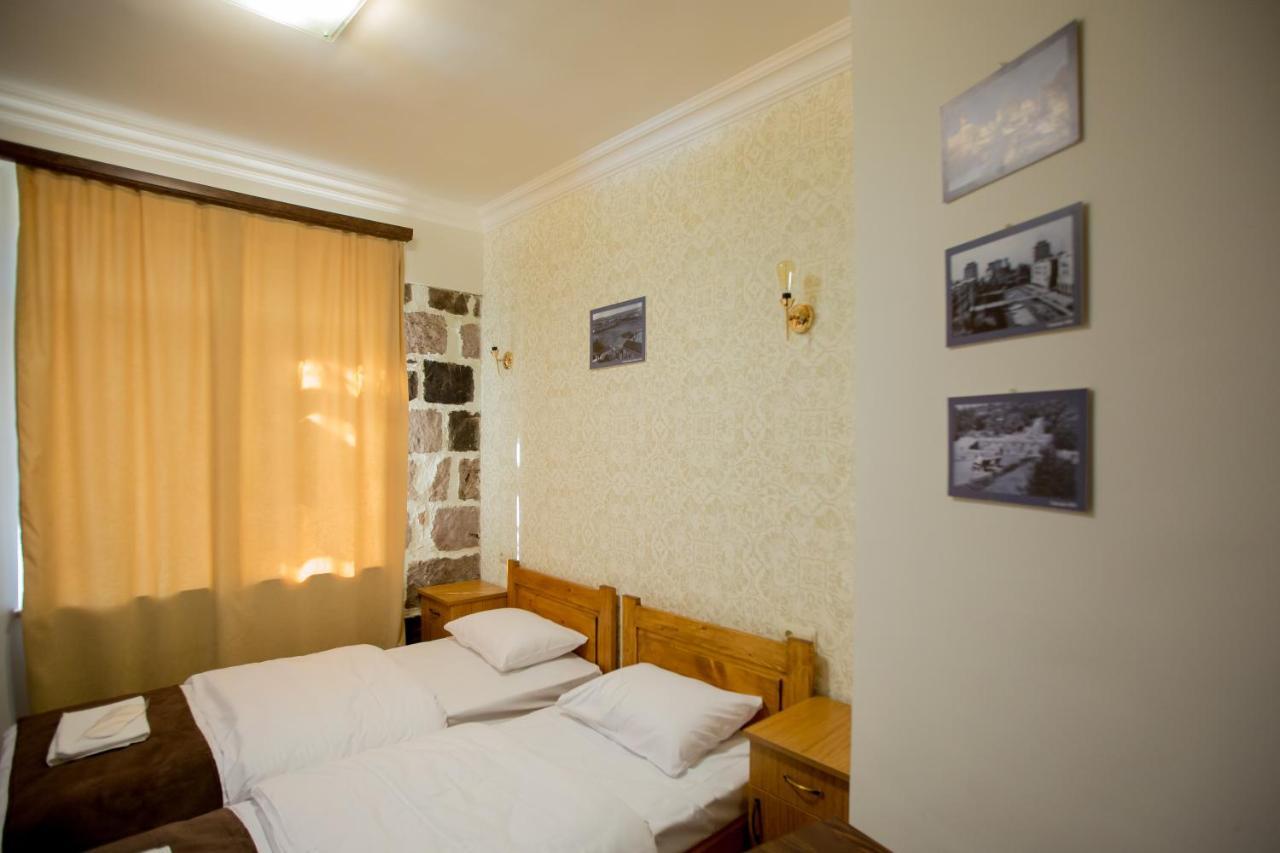 Studio Boutique Hotel At Cascade Jerevan Exteriör bild