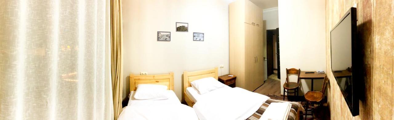 Studio Boutique Hotel At Cascade Jerevan Exteriör bild